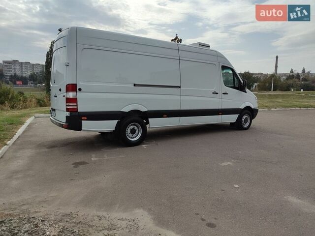 Белый Мерседес Sprinter, объемом двигателя 0 л и пробегом 281 тыс. км за 30500 $, фото 6 на Automoto.ua