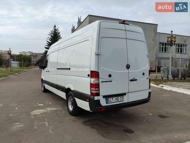 Белый Мерседес Sprinter, объемом двигателя 0 л и пробегом 281 тыс. км за 29900 $, фото 10 на Automoto.ua