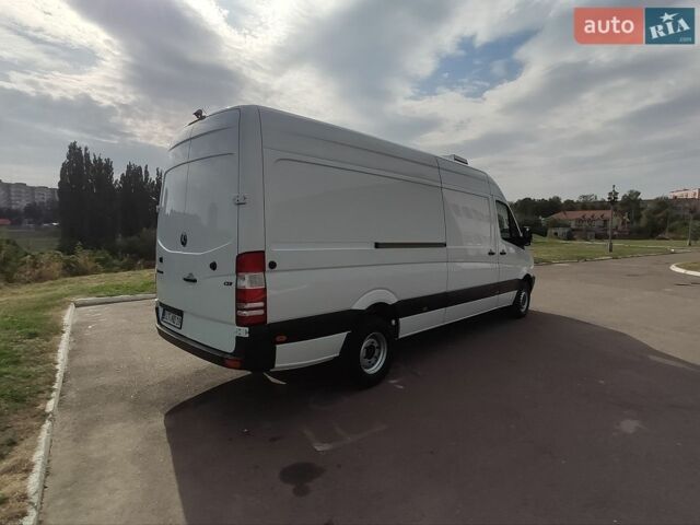 Белый Мерседес Sprinter, объемом двигателя 0 л и пробегом 281 тыс. км за 29900 $, фото 56 на Automoto.ua