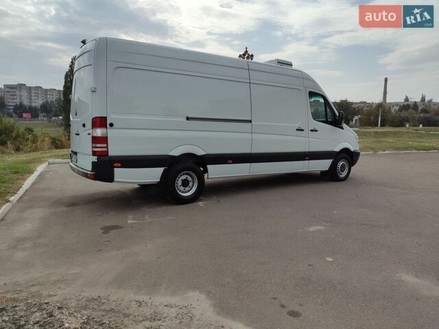 Белый Мерседес Sprinter, объемом двигателя 0 л и пробегом 281 тыс. км за 29900 $, фото 6 на Automoto.ua