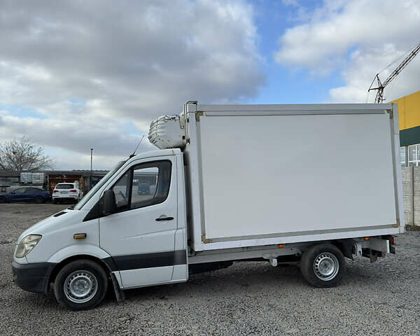 Белый Мерседес Sprinter, объемом двигателя 2.14 л и пробегом 583 тыс. км за 13000 $, фото 4 на Automoto.ua