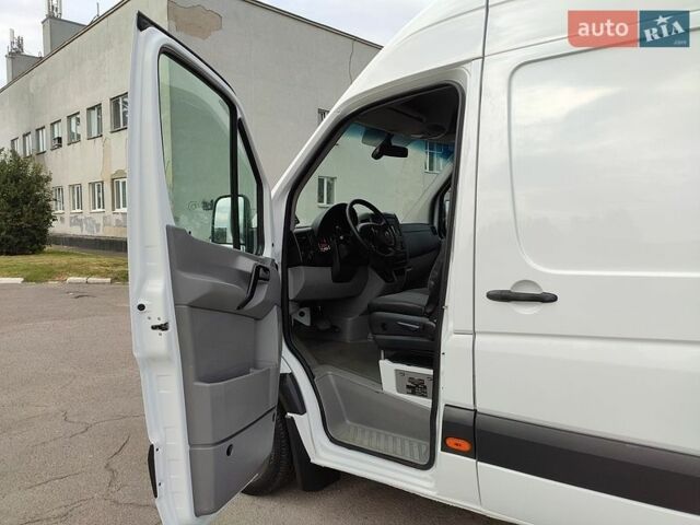 Белый Мерседес Sprinter, объемом двигателя 0 л и пробегом 281 тыс. км за 30500 $, фото 16 на Automoto.ua