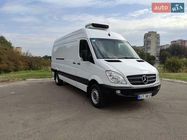 Белый Мерседес Sprinter, объемом двигателя 0 л и пробегом 281 тыс. км за 30500 $, фото 2 на Automoto.ua