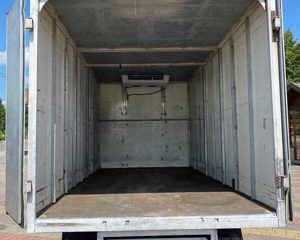 Білий Мерседес Sprinter, об'ємом двигуна 3.22 л та пробігом 300 тис. км за 13500 $, фото 3 на Automoto.ua