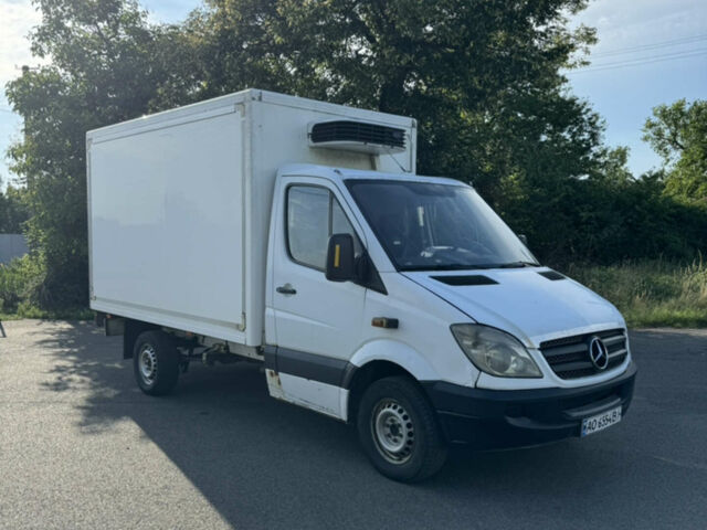 Белый Мерседес Sprinter, объемом двигателя 2.14 л и пробегом 725 тыс. км за 11000 $, фото 7 на Automoto.ua