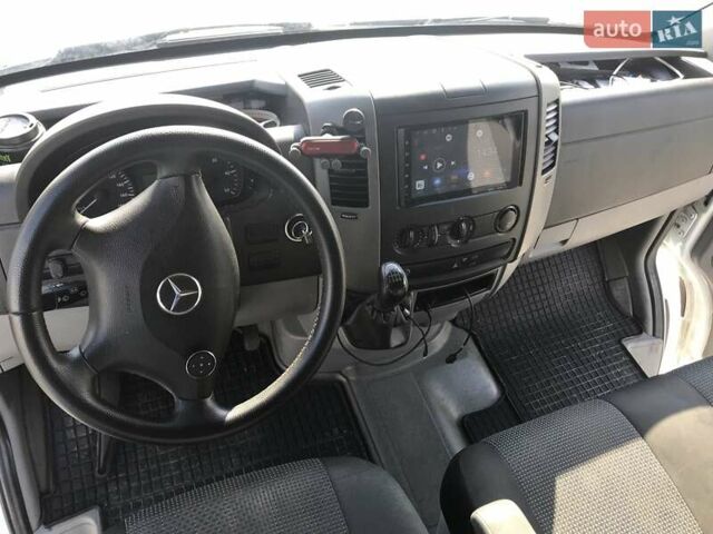 Белый Мерседес Sprinter, объемом двигателя 2.14 л и пробегом 100 тыс. км за 17000 $, фото 12 на Automoto.ua