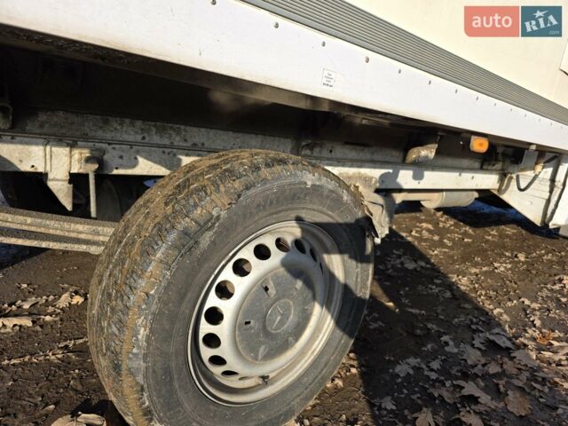 Белый Мерседес Sprinter, объемом двигателя 2.14 л и пробегом 350 тыс. км за 13990 $, фото 14 на Automoto.ua