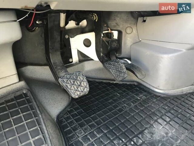 Белый Мерседес Sprinter, объемом двигателя 2.14 л и пробегом 100 тыс. км за 17000 $, фото 9 на Automoto.ua