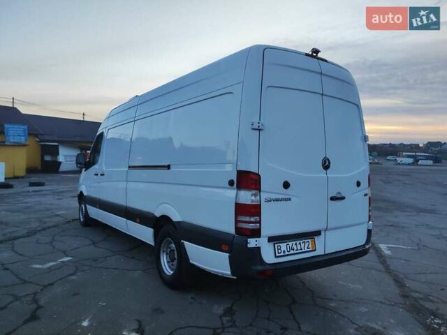 Белый Мерседес Sprinter, объемом двигателя 0 л и пробегом 281 тыс. км за 28500 $, фото 10 на Automoto.ua