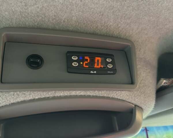 Білий Мерседес Sprinter, об'ємом двигуна 3 л та пробігом 419 тис. км за 27000 $, фото 22 на Automoto.ua