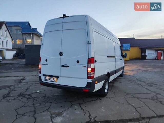 Белый Мерседес Sprinter, объемом двигателя 0 л и пробегом 281 тыс. км за 28500 $, фото 44 на Automoto.ua