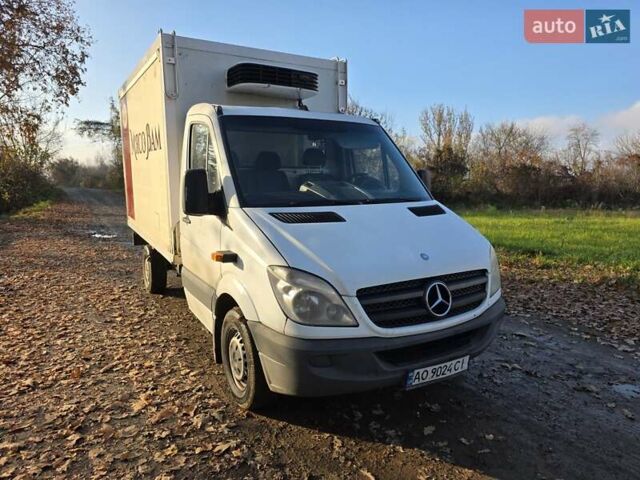 Белый Мерседес Sprinter, объемом двигателя 2.14 л и пробегом 350 тыс. км за 12500 $, фото 5 на Automoto.ua