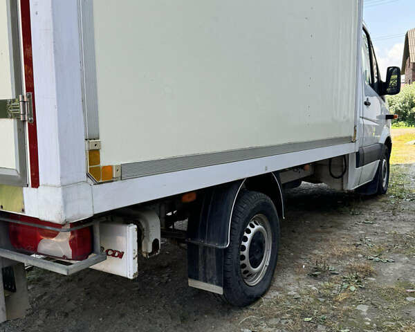 Белый Мерседес Sprinter, объемом двигателя 2.14 л и пробегом 371 тыс. км за 12900 $, фото 8 на Automoto.ua