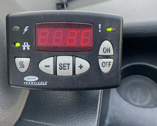 Белый Мерседес Sprinter, объемом двигателя 0 л и пробегом 270 тыс. км за 25400 $, фото 26 на Automoto.ua