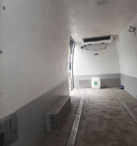 Білий Мерседес Sprinter, об'ємом двигуна 2.14 л та пробігом 5 тис. км за 13000 $, фото 3 на Automoto.ua