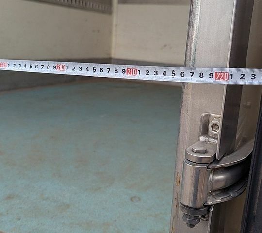 Білий Мерседес Sprinter, об'ємом двигуна 2.14 л та пробігом 340 тис. км за 13500 $, фото 11 на Automoto.ua