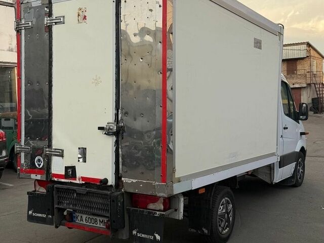Белый Мерседес Sprinter, объемом двигателя 2.15 л и пробегом 800 тыс. км за 8400 $, фото 6 на Automoto.ua