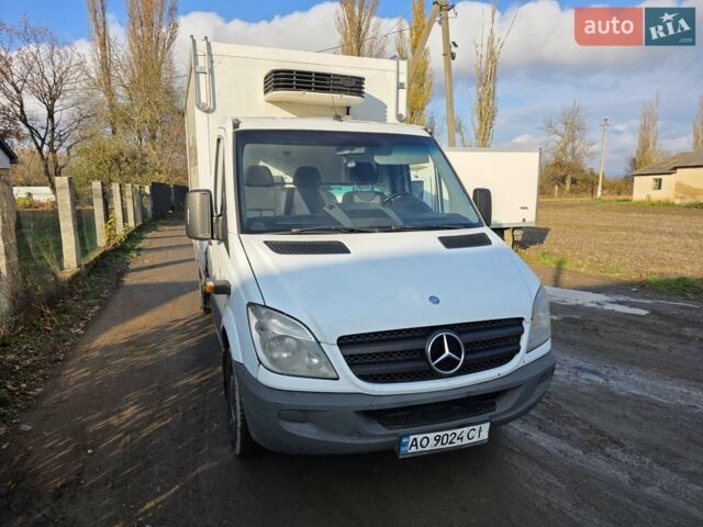 Белый Мерседес Sprinter, объемом двигателя 2.14 л и пробегом 350 тыс. км за 13990 $, фото 1 на Automoto.ua