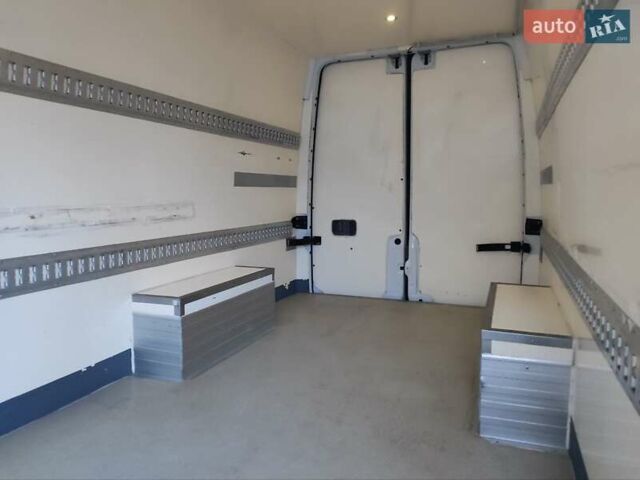 Белый Мерседес Sprinter, объемом двигателя 0 л и пробегом 281 тыс. км за 28500 $, фото 40 на Automoto.ua