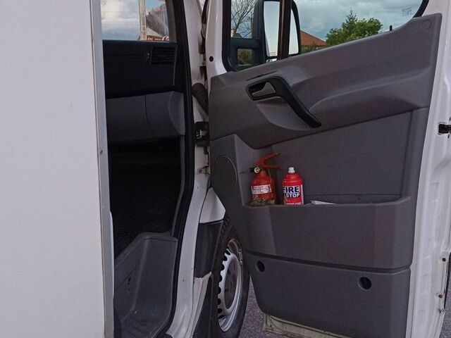 Белый Мерседес Sprinter, объемом двигателя 2 л и пробегом 680 тыс. км за 13500 $, фото 11 на Automoto.ua