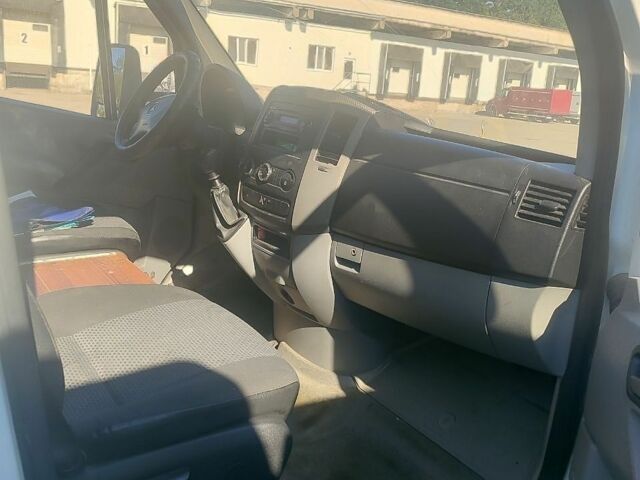 Белый Мерседес Sprinter, объемом двигателя 2 л и пробегом 515 тыс. км за 12500 $, фото 1 на Automoto.ua
