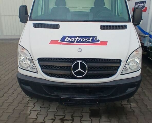 Белый Мерседес Sprinter, объемом двигателя 2.2 л и пробегом 175 тыс. км за 20122 $, фото 1 на Automoto.ua