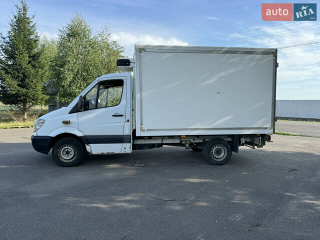 Белый Мерседес Sprinter, объемом двигателя 2.14 л и пробегом 725 тыс. км за 11000 $, фото 1 на Automoto.ua