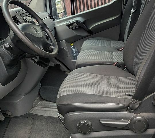 Білий Мерседес Sprinter, об'ємом двигуна 2.14 л та пробігом 340 тис. км за 13500 $, фото 2 на Automoto.ua