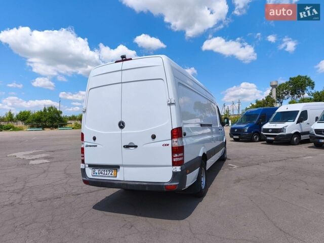 Белый Мерседес Sprinter, объемом двигателя 0 л и пробегом 281 тыс. км за 29900 $, фото 10 на Automoto.ua