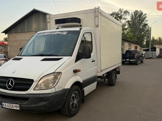 Белый Мерседес Sprinter, объемом двигателя 2.15 л и пробегом 800 тыс. км за 8400 $, фото 5 на Automoto.ua
