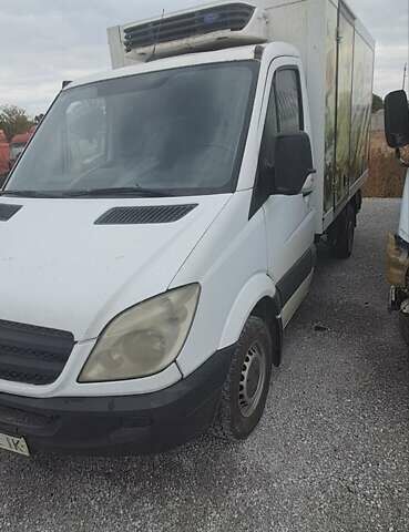 Белый Мерседес Sprinter, объемом двигателя 2.1 л и пробегом 724 тыс. км за 7500 $, фото 8 на Automoto.ua