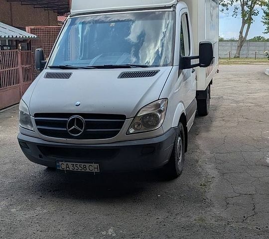 Білий Мерседес Sprinter, об'ємом двигуна 2.14 л та пробігом 340 тис. км за 13500 $, фото 1 на Automoto.ua