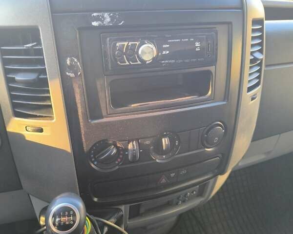 Белый Мерседес Sprinter, объемом двигателя 2.14 л и пробегом 322 тыс. км за 14500 $, фото 10 на Automoto.ua