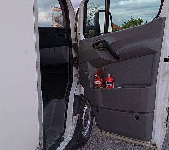 Белый Мерседес Sprinter, объемом двигателя 2 л и пробегом 680 тыс. км за 14200 $, фото 11 на Automoto.ua