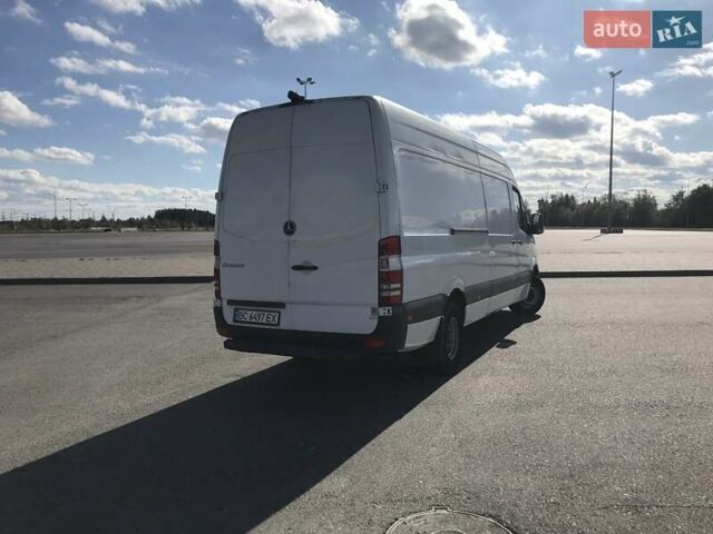 Белый Мерседес Sprinter, объемом двигателя 2.14 л и пробегом 100 тыс. км за 17000 $, фото 4 на Automoto.ua