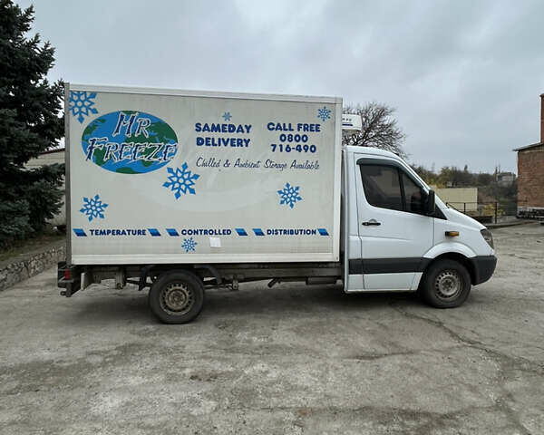Белый Мерседес Sprinter, объемом двигателя 2.14 л и пробегом 462 тыс. км за 12400 $, фото 7 на Automoto.ua