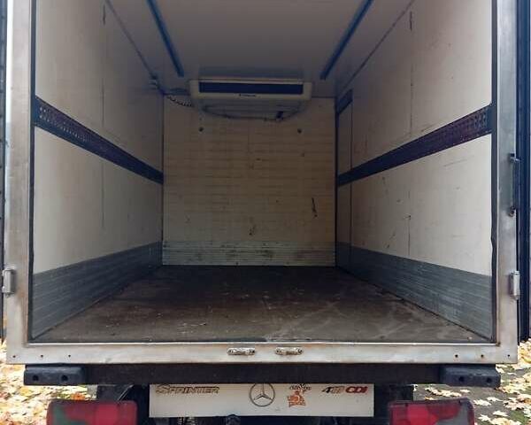 Белый Мерседес Sprinter, объемом двигателя 2.99 л и пробегом 700 тыс. км за 17000 $, фото 9 на Automoto.ua