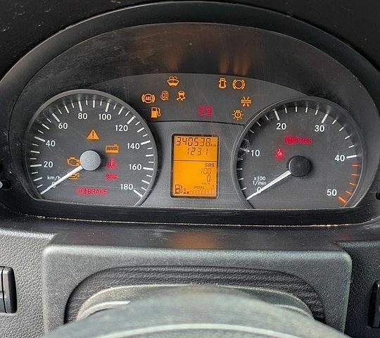 Білий Мерседес Sprinter, об'ємом двигуна 2.14 л та пробігом 340 тис. км за 13500 $, фото 5 на Automoto.ua