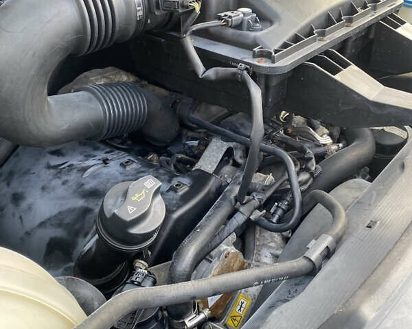 Белый Мерседес Sprinter, объемом двигателя 0 л и пробегом 270 тыс. км за 25400 $, фото 14 на Automoto.ua