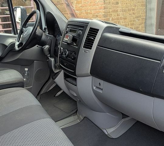 Білий Мерседес Sprinter, об'ємом двигуна 2.14 л та пробігом 340 тис. км за 13500 $, фото 3 на Automoto.ua