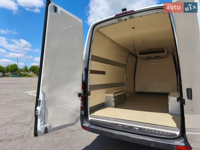 Белый Мерседес Sprinter, объемом двигателя 0 л и пробегом 281 тыс. км за 29900 $, фото 28 на Automoto.ua