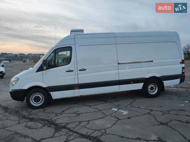 Белый Мерседес Sprinter, объемом двигателя 0 л и пробегом 281 тыс. км за 28500 $, фото 13 на Automoto.ua