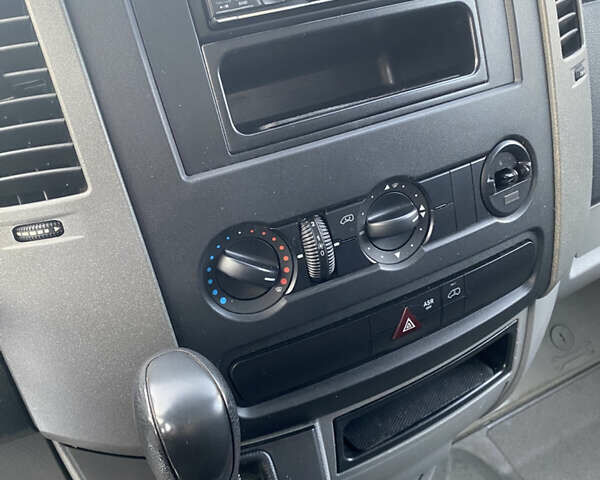 Белый Мерседес Sprinter, объемом двигателя 0 л и пробегом 270 тыс. км за 25400 $, фото 23 на Automoto.ua