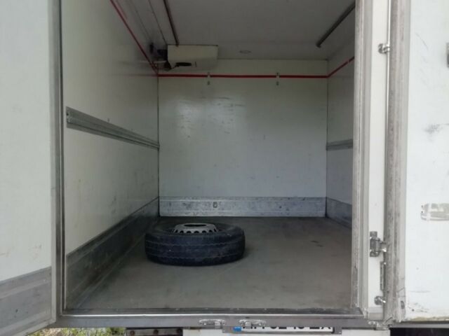 Белый Мерседес Sprinter, объемом двигателя 3 л и пробегом 550 тыс. км за 44000 $, фото 13 на Automoto.ua