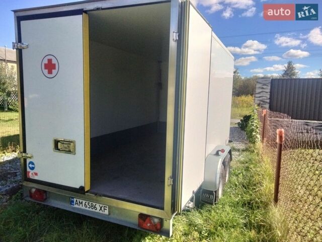 Белый Мерседес Sprinter, объемом двигателя 3 л и пробегом 550 тыс. км за 44999 $, фото 29 на Automoto.ua
