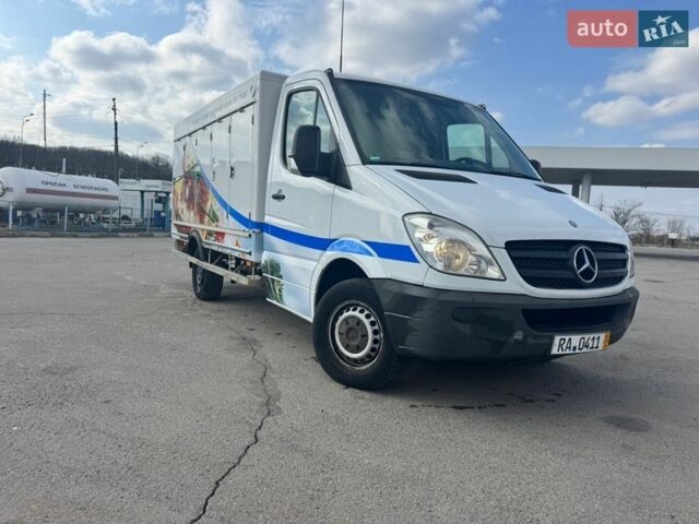 Белый Мерседес Sprinter, объемом двигателя 2.1 л и пробегом 212 тыс. км за 19500 $, фото 1 на Automoto.ua