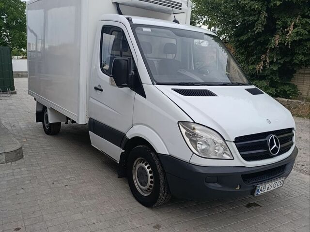 Белый Мерседес Sprinter, объемом двигателя 2.14 л и пробегом 430 тыс. км за 14500 $, фото 1 на Automoto.ua