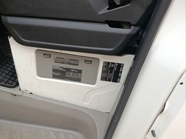 Белый Мерседес Sprinter, объемом двигателя 2.14 л и пробегом 430 тыс. км за 14500 $, фото 16 на Automoto.ua