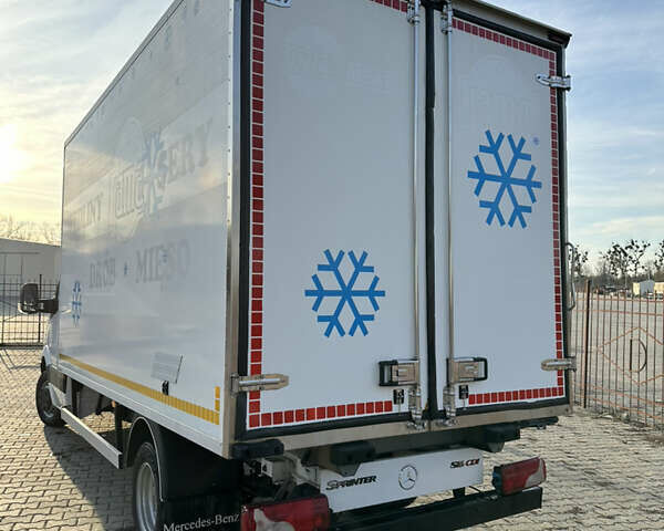 Белый Мерседес Sprinter, объемом двигателя 2.14 л и пробегом 224 тыс. км за 21990 $, фото 5 на Automoto.ua