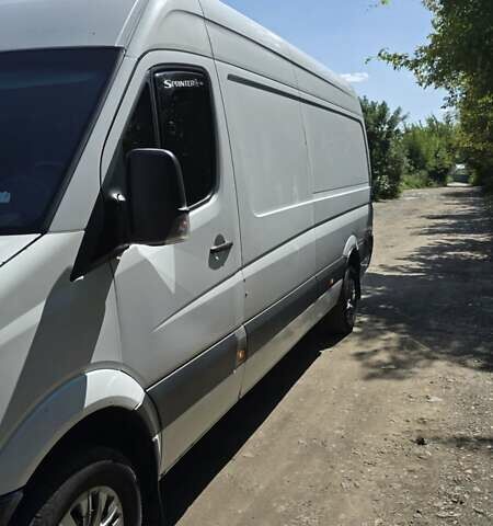 Белый Мерседес Sprinter, объемом двигателя 2.7 л и пробегом 640 тыс. км за 15500 $, фото 1 на Automoto.ua